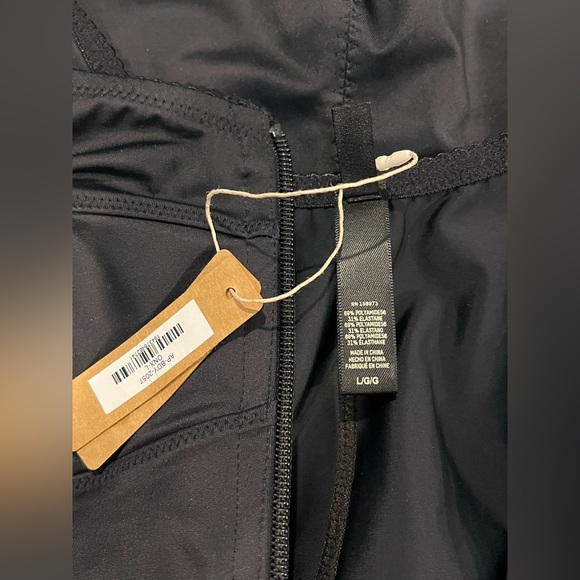 SKIMS Mid Thigh Glam Black Bodysuit NWT - Picture 3 of 9